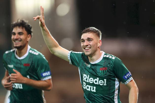 28.08.2026, Herren, Fussball, Saison 2026 2027, Regionalliga Bayern, 6. Spieltag: 1. FC Schweinfurt 1905 - SpVgg Greuther Fuerth II Philipp Hack ( 7, 1. FC Schweinfurt 1905) bejubelt das 4:0 Schweinfurt Sachs-Stadion Bayern Deutschland