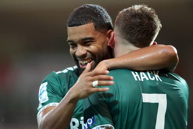 28.08.2026, Herren, Fussball, Saison 2026 2027, Regionalliga Bayern, 6. Spieltag: 1. FC Schweinfurt 1905 - SpVgg Greuther Fuerth II Jason Prodanovic ( 17, 1. FC Schweinfurt 1905) und Philipp Hack ( 7, 1. FC Schweinfurt 1905) bejubeln das 4:0 Schweinfurt Sachs-Stadion Bayern Deutschland