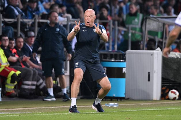 Trainer Uwe Rösler (VfL Bochum) 28.08.2026, Fussball 2. Bundesliga, Saison 2026 2027, 3. Spieltag, VfL Bochum - VfL Osnabrück DFL regulations prohibit any use of photographs as image sequences and or quasi-video Bochum Vonovia Ruhrstadion Nordrhein Westfalen Deutschland *** Coach Uwe Rösler, VfL Bochum, August 28, 2026; Soccer, 2. Bundesliga, 2026–2027 season, Matchday 3, VfL Bochum vs. VfL Osnabrück. DFL regulations prohibit any use of photographs as image sequences and or quasi-video. Bochum, Vonovia Ruhrstadion, North Rhine-Westphalia, Germany Team2