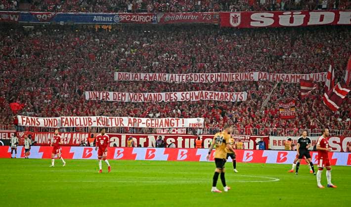 RECORD DATE NOT STATED 28.08.2026, Fussball Bundesliga 2026 2027, 1.Spieltag, FC Bayern München - VfB Stuttgart, in der Allianz-Arena München, Spruchband der Südkurve ***DFL and DFB regulations prohibit any use of photographs as image sequences and or quasi-video.*** *** August 28, 2026, 2026–2027 Bundesliga, Matchday 1, FC Bayern Munich vs. VfB Stuttgart, at the Allianz Arena in Munich, banner in the South Stand ***DFL and DFB regulations prohibit any use of photographs as image sequences and or quasi-video***