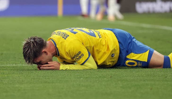 Lino Tempelmann (Eintracht Braunschweig) Fussball, Herren, Saison 2026 2027 2.BL, Eintracht Stadion, Eintracht Braunschweig gegen Hertha BSC Berlin, 3-5 DFL REGULATIONS PROHIBIT ANY USE OF PHOTOGRAPHS AS IMAGE SEQUENCES AND OR QUASI-VIDEO. *** Lino Tempelmann, Eintracht Braunschweig Soccer, Men s Team, 2026–2027 season, 2. Bundesliga, Eintracht Stadium, Eintracht Braunschweig vs. Hertha BSC Berlin, 3–5. DFL regulations prohibit any use of photographs as image sequences and or quasi-video.