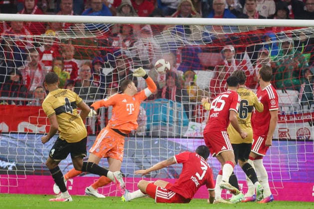 Josha Vagnoman (VfB Stuttgart) erzielt mit diesem Schuss vorbei an Torhueter Manuel Neuer (FC Bayern Muenchen) das Tor zum 1:1 waehrend des Spiels der 1. Bundesliga zwischen FC Bayern Muenchen und VfB Stuttgart, Allianz Arena am 28. August 2026 in Muenchen, Deutschland. (Foto von Marco Steinbrenner DeFodi Images) +++ Josha Vagnoman (VfB Stuttgart) scored the goal to make it 1 1 with this shot, beating goalkeeper Manuel Neuer (FC Bayern Munich) during the Bundesliga match between FC Bayern Muenchen and VfB Stuttgart at Allianz Arena on August 28, 2026 in Munich, Germany. (Photo by Marco Steinbrenner DeFodi Images) DFB DFL REGULATIONS PROHIBIT ANY USE OF PHOTOGRAPHS AS IMAGE SEQUENCES AND OR QUASI-VIDEO. (Photo by Marco Steinbrenner DeFodi Images) - *** Josha Vagnoman of VfB Stuttgart scores the goal to make it 1–1 with this shot past goalkeeper Manuel Neuer of FC Bayern Munich during the Bundesliga match between FC Bayern Munich and VfB Stuttgart, Allianz Arena on August 28, 2026, in Munich, Germany. Photo by Marco Steinbrenner, DeFodi Images. Josha Vagnoman of VfB Stuttgart scored the goal to make it 1–1 with this shot, beating goalkeeper Manuel Neuer of FC Bayern Munich during the Bundesliga match between FC Bayern Munich and VfB Stuttgart at the Allianz Arena on August 28, 2026 in Munich, Germany. Photo by Marco Steinbrenner, DeFodi Images. DFB and DFL regulations prohibit any use of photographs as image sequences and or quasi-video. Photo by Marco Steinbrenner, DeFodi Images.