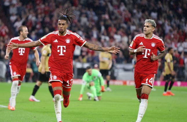 Olise Michael Torjubel 2-1 , FC Bayern München-VfB Stuttgart , Bundesliga , , Fußball , in der Allianz Arena Stadion in München , Bayern , Deutschland . August 28 , 2026 . Photo by: Davide Elias IPA Photo Pressefoto DENL Copyright: xDavidexEliasx