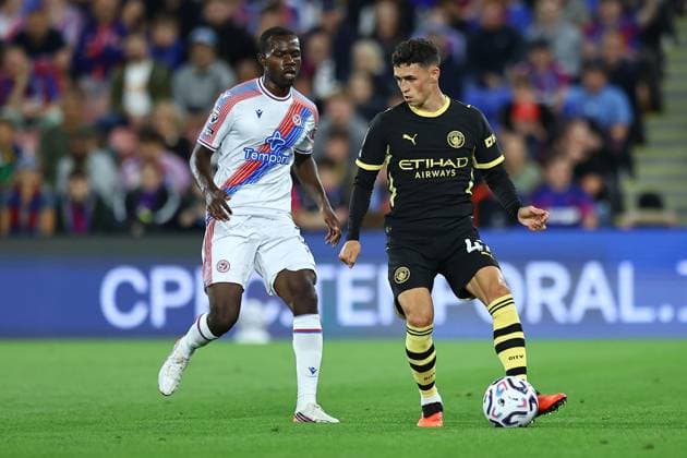 Phil Foden of Manchester City and Tyrick Mitchell of Crystal Palace Crystal Palace v Manchester City, Premier League Football, Football, Selhurst Park, London, UK - 28 Aug 2026London Selhurst Park United Kingdom EDITORIAL USE ONLY No use with unauthorised audio, video, data, fixture lists, club league logos or live services. Online in-match use limited to 120 images, no video emulation. No use in betting, games or single club league player publications. Copyright: xMichaelxZemanek Shutterstockx 17118951aq