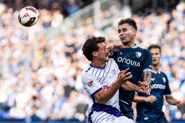 2.Fußball Bundesliga: VfL Bochum 1848 - VfL Osnabrück; 28.08.2026 Leonhard Münst (VfL Osnabrück, 8), Michael Steinwender (VfL Bochum 1848, 15) 2.Fußball Bundesliga: VfL Bochum 1848 - VfL Osnabrück; Ruhrstadion, Bochum; 28.08.2026 DFL regulations prohibit any use of photographs as image sequences and or quasi video. *** 2 German Bundesliga VfL Bochum 1848 vs. VfL Osnabrück August 28, 2026 Leonhard Münst (VfL Osnabrück), 8, Michael Steinwender (VfL Bochum 1848), 15 2 German Bundesliga VfL Bochum 1848 vs. VfL Osnabrück Ruhrstadion, Bochum August 28, 2026 DFL regulations prohibit any use of photographs as image sequences and or quasi-video Copyright: xBEAUTIFULxSPORTS Buriakovx