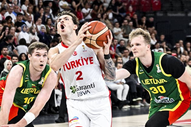 Turkiye v Lithuania - FIBA 2027 World Cup European Qualifiers ISTANBUL, TURKIYE - AUGUST 28: Sehmus Hazer (2) of Turkiye in action against Kristupas Zemaitis (30) of Lithuania during FIBA 2027 World Cup European Qualifiers Group J second round match between Turkiye and Lithuania at Basketball Development Center in Istanbul, Turkiye on August 28, 2026. Muhammed Enes Yildirim Anadolu Istanbul Turkey. Editorial use only. Please get in touch for any other usage.  Copyright: x2026xAnadoluxMuhammedxEnesxYildirimx