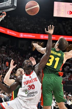 Turkiye v Lithuania - FIBA 2027 World Cup European Qualifiers ISTANBUL, TURKIYE - AUGUST 28: Adem Bona (30) of Turkiye in action against Augustas Marciulionis (31) of Lithuania during FIBA 2027 World Cup European Qualifiers Group J second round match between Turkiye and Lithuania at Basketball Development Center in Istanbul, Turkiye on August 28, 2026. Muhammed Enes Yildirim Anadolu Istanbul Turkey. Editorial use only. Please get in touch for any other usage.  Copyright: x2026xAnadoluxMuhammedxEnesxYildirimx
