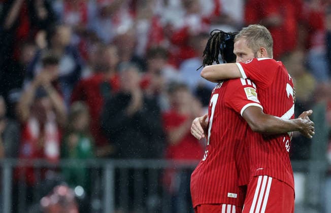 Olise Michael Torjubel 4-1 , FC Bayern München-VfB Stuttgart , Bundesliga , , Fußball , in der Allianz Arena Stadion in München , Bayern , Deutschland . August 28 , 2026 . Photo by: Davide Elias IPA Photo Pressefoto DENL Copyright: xDavidexEliasx