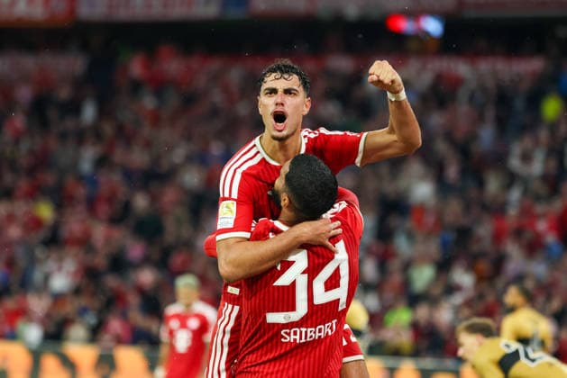 Jubel zum Tor zum 4:1 durch Aleksandar Pavlovic (FC Bayern Muenchen, 45), Emotionen, mit Ismael Saibari (FC Bayern Muenchen, 34), GER, FC Bayern Muenchen vs. VfB Stuttgart, Fussball, Bundesliga, 1. Spieltag, Saison 2026 2027, 28.08.2026, DFL DFB REGULATIONS PROHIBIT ANY USE OF PHOTOGRAPHS as IMAGE SEQUENCES and or QUASI-VIDEO, GER, FC Bayern Muenchen vs. VfB Stuttgart, Fussball, Bundesliga, 1. Spieltag, Saison 2026 2027, 28.08.2026 Muenchen *** Celebration of the goal that made it 4–1 by Aleksandar Pavlovic of FC Bayern Munich, 45, emotions, with Ismael Saibari of FC Bayern Munich, 34, GER, FC Bayern Munich vs. VfB Stuttgart, soccer, Bundesliga, Matchday 1, 2026–2027 season, August 28, 2026, DFL and DFB regulations prohibit any use of photographs as image sequences and or quasi-video, GER, FC Bayern Munich vs. VfB Stuttgart, soccer, Bundesliga, Matchday 1, 2026–2027 season, August 28, 2026, Munich Copyright: xEibner-Pressefoto JennixMaulx EP_JML