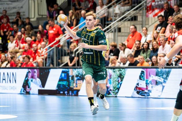 Hamm, Deutschland 28. August 2026: 2. HBL - 2026 2027 - Sp. 1 - ASV Hamm-Westfalen gegen VfL Eintracht Hagen Im Bild: Dustin Kraus (Hagen) mit Ball WESTPRESS Arena Nordrhein Westfalen Copyright: xFotostandx xKruczynskix