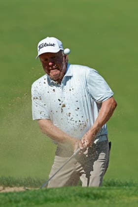 The Ally Challenge GRAND BLANC,MICHIGAN-AUGUST 28: Billy Mayfair of the United States hits out of the bunker toward the 10th green during the first round of The Ally Challenge presented by McLaren at Warwick Hills Golf & Country Club, Grand Blanc, MI, USA Friday, August 28, 2026. Grand Blanc Michigan United States  Copyright: xJorgexLemusx originalFilename:lemus-theallyc260828_npkM7.jpg