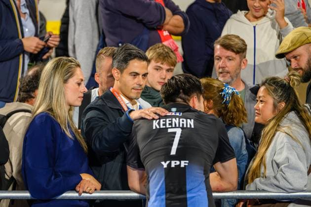 Wavre, 28-08-2026, Belfius Hockey Arena, FIH Hockey World Cup 2026 Men, 2026. Minister President Rob Jetten comfort his partner Nicolas Keenan after the game Germany - Argentina (men). Germany - Argentina (men)  x206153357x Copyright: