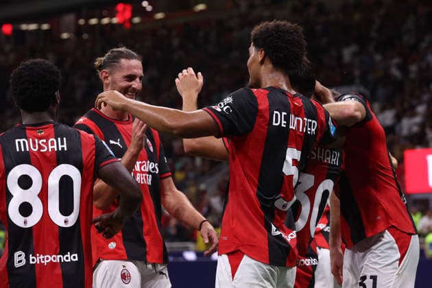 Ac Milan -Venezia Fc Ardon Jashari of Ac Milan celebrates with his team mates after scoring a goal during the Serie A match beetween Ac Milan and Venezia Fc at Stadio Giuseppe Meazza on August, 28 2027 in Milano, Italy . Milano Stadio Giuseppe Meazza Italy Copyright: xMarcoxCanonierox