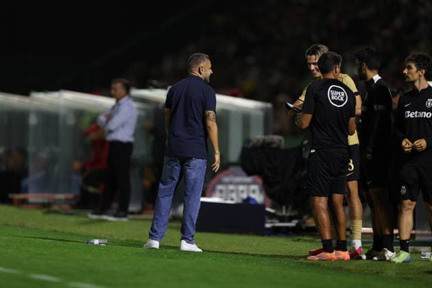 August 28, 2026, Vila Do Conde, Porto, Portugal: Vila do Conde, PORTUGAL - AUGUST 28: Rui Borges of Sporting CP in action during the Liga Portugal Betclic 2026 27 match between Rio Ave and Sporting CP at Estadio dos arcos, on August 28, 2026 in Vila do Conde, Portugal. Vila Do Conde Portugal - ZUMAe141 20260828_zsp_e141_080 Copyright: xLuisxEirasx