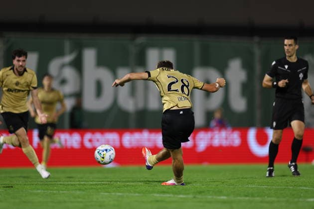 August 28, 2026, Vila Do Conde, Porto, Portugal: Vila do Conde, PORTUGAL - AUGUST 28: Jesse Derry of Sporting CP in action during the Liga Portugal Betclic 2026 27 match between Rio Ave and Sporting CP at Estadio dos arcos, on August 28, 2026 in Vila do Conde, Portugal. Vila Do Conde Portugal - ZUMAe141 20260828_zsp_e141_087 Copyright: xLuisxEirasx