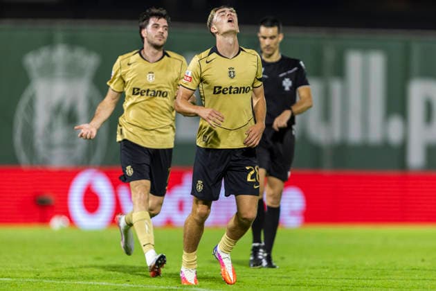 August 28, 2026, Vila Do Conde, Porto, Portugal: Vila do Conde, August 28 - Jesse Derry of Sporting CP is seen after a missing opportunity during the Rio Ave FC x Sporting CP match for the Liga Portugal Betclic 2026 27 on August 28, 2026 in Vila do Conde, Portugal Rio Ave FC X Sporting Cp - Liga Portugal Betclic  - ZUMAl192 20260828_zsp_l192_064 Copyright: xMiguelxLemosx