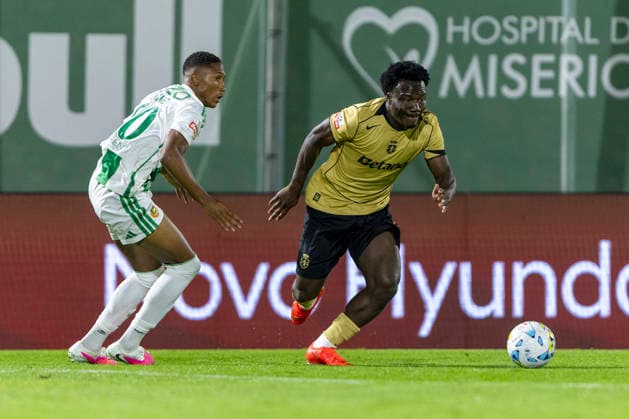 Rio Ave v Sporting Cp - Liga Portugal Vila do Conde, August 28 - Nestory Irankunda of Sporting CP is seen on action during the Rio Ave FC x Sporting CP match for the Liga Portugal Betclic 2026 27 on August 28, 2026 in Vila do Conde, Portugal Vila do Conde Portugal  Copyright: xMiguelxLemosx originalFilename:lemos-rioavefc260828_npEmX.jpg
