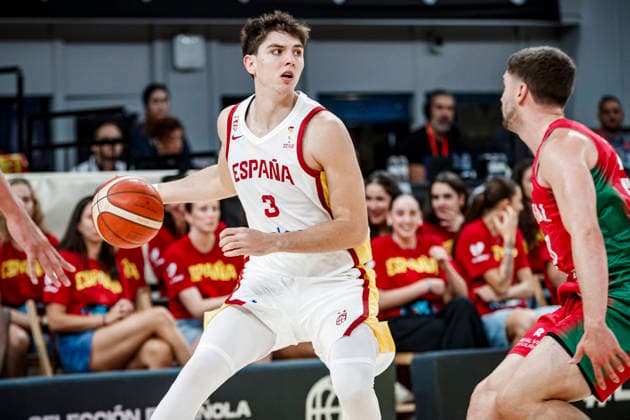 ESP: Spain - Portugal second Qualifying Window for the Qatar 2027 World Cup Sergio de Larrea of Spain during second qualifying phase for the 2027 World Cup Window between Spain v Portugal played at Principe Felipe stadium, Zaragoza on August 28, 2026 in Spain Zaragoza Spain Baloncesto Copyright: xAgenciaxLOFx