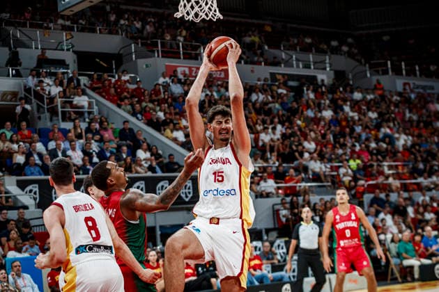 ESP: Spain - Portugal second Qualifying Window for the Qatar 2027 World Cup Aday Mara of Spain during second qualifying phase for the 2027 World Cup Window between Spain v Portugal played at Principe Felipe stadium, Zaragoza on August 28, 2026 in Spain Zaragoza Spain Baloncesto Copyright: xAgenciaxLOFx