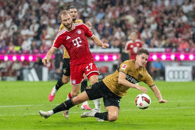 Konrad Laimer 27 (FC Bayern Muenchen), Ramon Hendriks 3 (VfB Stuttgart), FC Bayern Muenchen - VfB Stuttgart, Fussball Bundesliga, 1. Spieltag, 28.08.2026 DFB regulations prohibit any use of photographs as image sequences and or quasi-video Muenchen Bayern Deutschland *** Konrad Laimer 27 FC Bayern Munich, Ramon Hendriks 3 VfB Stuttgart, FC Bayern Munich vs. VfB Stuttgart, Bundesliga, Matchday 1, August 28, 2026. DFB regulations prohibit any use of photographs as image sequences and or quasi-video. Munich, Bayern, Germany Copyright: xkolbert-press UlrichxGamelx