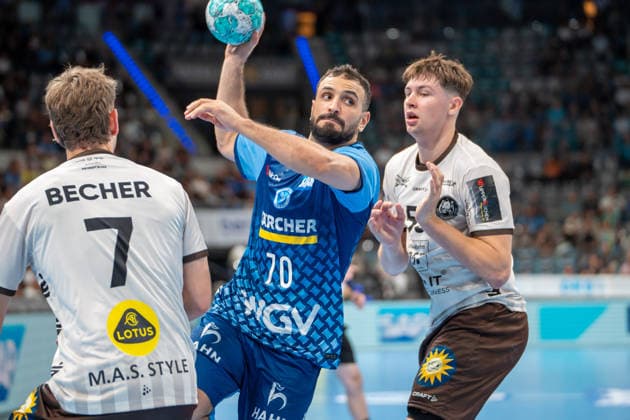 Handball I Herren I Saison 2026-2027 I Bundesliga I 1. Spieltag I TVB Stuttgart - Bergischer HC I 28.08.2026 Mohamed Amine Darmoul (70, TVB Stuttgart) im Wurf Stuttgart Porsche Arena Baden-Württemberg Deutschland Copyright: xLobeca MaxxPetershansx