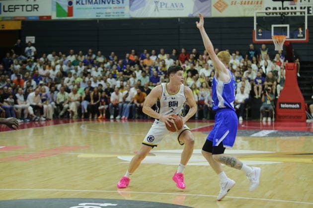 FIBA Basketball World Cup Qualifier: Bosnia and Herzegovina – Italy TUZLA, BOSNIA AND HERZEGOVINA - AUGUST 28: Players in action during the FIBA Basketball World Cup Qualifier match between Bosnia and Herzegovina and Italy in Tuzla, Bosnia and Herzegovina on August 28, 2026. Denis Zuberi Anadolu Tuzla Bosnia and Herzegovina. Editorial use only. Please get in touch for any other usage.  Copyright: x2026xAnadoluxDenisxZuberix