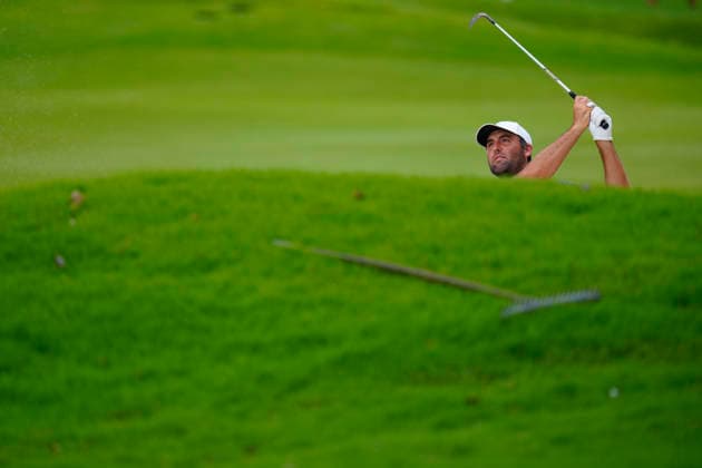 August 28, 2026, Atlanta, Georgia, USA: Scottie Scheffler (USA) plays a fairway bunker shot on the 16th hole during the second round at East Lake Golf Club. Atlanta USA - ZUMAd212 20260828_zsp_d212_105 Copyright: xRichardxDolex