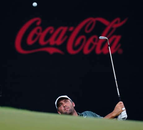 August 28, 2026, Atlanta, Georgia, USA: Scottie Scheffler (USA) hits a pitch shot near the 17th green during the second round at East Lake Golf Club. Atlanta USA - ZUMAd212 20260828_zsp_d212_110 Copyright: xRichardxDolex
