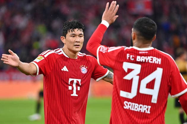 v.li:Minjae KIM (FC Bayern Muenchen), Ismael SAIBARI (Bayern Muenchen), Gestik,Aktion. Fussball 1. Bundesliga Saison 2026 2027, 1.Spieltag, Spieltag01, FC Bayern Muenchen - VfB Stuttgart 5-1 am 28.08.2026 , A L L I A N Z A R E N A. *** From left: Minjae KIM, FC Bayern Munich; Ismael SAIBARI, Bayern Munich; Gestures, Action, Soccer, Bundesliga, 2026–2027 Season, Matchday 1, Matchday 01, FC Bayern Munich vs. VfB Stuttgart 5–1 on August 28, 2026, Allianz Arena