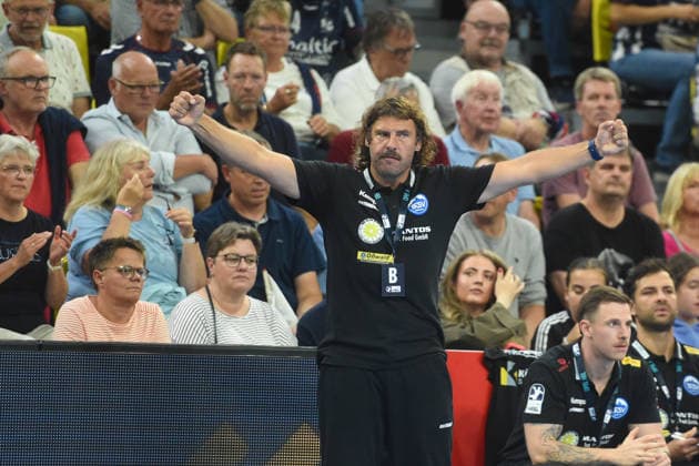Handball I Herren I Saison 2026-2027 I Bundesliga I 1. Spieltag I SG Flensburg-Handewitt - ThSV Eisenach I 28.08.2026 Sebastian Hinze (Trainer, ThSV Eisenach) Copyright: xLobeca JanxKirschnerx