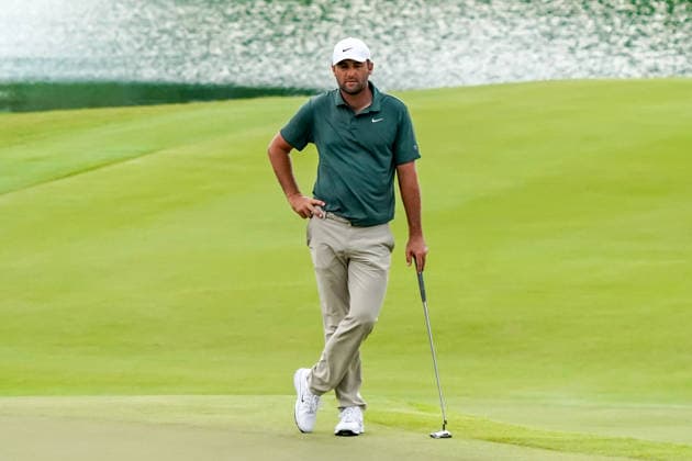 August 28, 2026, Atlanta, Georgia, USA: Scottie Scheffler (USA) waits on the 18th green during the second round of the 2026 TOUR Championship at East Lake Golf Club. PGA, Golf Herren 2026: TOUR Championship - Round 2  - ZUMAw109 20260828_fap_w109_027 Copyright: xDebbyxWongx