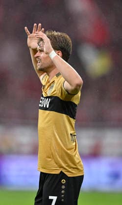 Maximilian Mittelstaedt VfB Stuttgart (07) Gestik Geste FC Bayern Muenchen FCB vs VfB Stuttgart 28.08.2026 DFL REGULATIONS PROHIBIT ANY USE OF PHOTOGRAPHS AS IMAGE SEQUENCES AND OR QUASI-VIDEO FC Bayern Muenchen FCB vs VfB Stuttgart *** Maximilian Mittelstaedt VfB Stuttgart 07 Gesture FC Bayern Munich FCB vs. VfB Stuttgart August 28, 2026 DFL regulations prohibit any use of photographs as image sequences and or quasi-video FC Bayern MunichFCB vs. VfB Stuttgart