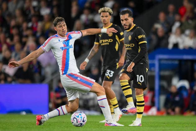Crystal Palace v Manchester City Premier League Rayan Cherki of Manchester City passes the ball during the Premier League match at Selhurst Park, London 28 08 2026 UK Newspapers OUT Copyright: xMalcolmxFellx FIL-23847-0081