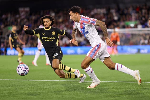 Crystal Palace v Manchester City 28 August 2026, London - Premier League Football - Crystal Palace v Manchester City - Dwight McNeil of Crystal Palace and Ayyoub Bouaddi of Manchester City - Photo: Jacques Feeney Offside. London UK Copyright: xJacquesxFeeneyx xOffsidexOffside
