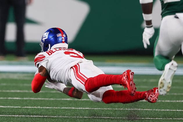 EAST RUTHERFORD, NJ - AUGUST 28: Odell Beckham Jr. 3 of the New York Giants dives and cannot make the catch during the NFL, American Football Herren, USA Pre-season game against the New York Jets on August 28, 2026 at MetLife Stadium in East Rutherford, New Jersey. (Photo by Rich Graessle Icon Sportswire) NFL: AUG 28 Giants at Jets EDITORIAL USE ONLY Icon26082831202