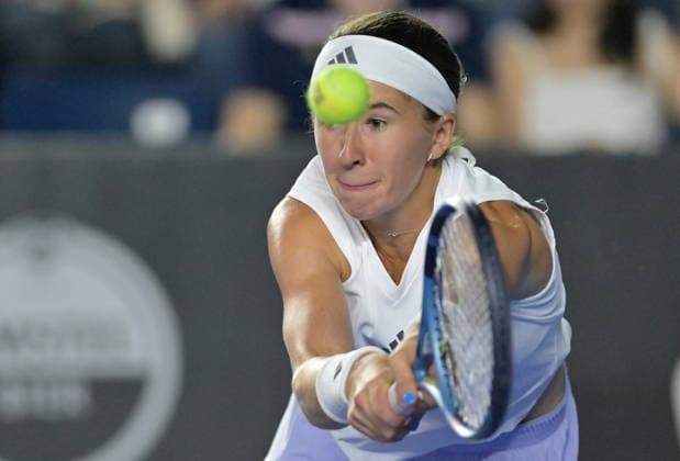 Monterrey Open tennis tournament Nikola Bartunkova of the Czech Republic in action against Elise Mertens of Belgium during a match at the Monterrey Open tennis tournament Monterrey, Mexico, 28 August 2026. Monterrey Mexico  Copyright: xMiguelxSierrax