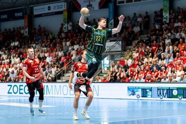 Hamm, Deutschland 28. August 2026: 2. HBL - 2026 2027 - Sp. 1 - ASV Hamm-Westfalen gegen VfL Eintracht Hagen Im Bild: Benedikt Israel (Hagen) mit Ball, WESTPRESS Arena Nordrhein Westfalen Copyright: xFotostandx xKruczynskix