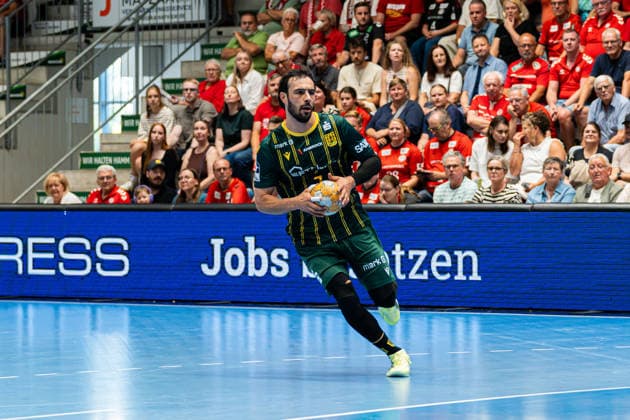 Hamm, Deutschland 28. August 2026: 2. HBL - 2026 2027 - Sp. 1 - ASV Hamm-Westfalen gegen VfL Eintracht Hagen Im Bild: Pouya Norouzinezhad (Hagen) mit Ball WESTPRESS Arena Nordrhein Westfalen Copyright: xFotostandx xKruczynskix