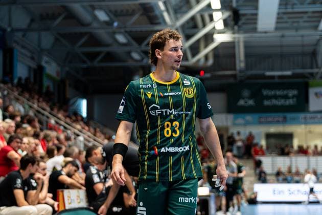 Hamm, Deutschland 28. August 2026: 2. HBL - 2026 2027 - Sp. 1 - ASV Hamm-Westfalen gegen VfL Eintracht Hagen Im Bild: Pierre Busch (Hagen) ist nachdenklich auf dem Spielfeld. WESTPRESS Arena Nordrhein Westfalen Copyright: xFotostandx xKruczynskix