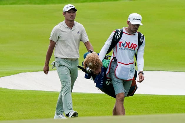 August 28, 2026, Atlanta, Georgia, USA: Collin Morikawa (USA) (L) and his caddies approach the 18th green during the second round of the 2026 TOUR Championship at East Lake Golf Club. PGA, Golf Herren 2026: TOUR Championship - Round 2  - ZUMAw109 20260828_fap_w109_069 Copyright: xDebbyxWongx