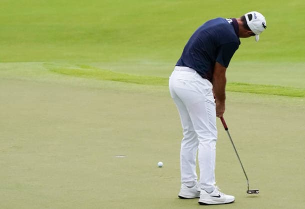 August 28, 2026, Atlanta, Georgia, USA: Viktor Hovland (NOR) putts the 18th green during the second round of the 2026 TOUR Championship at East Lake Golf Club. PGA, Golf Herren 2026: TOUR Championship - Round 2  - ZUMAw109 20260828_fap_w109_074 Copyright: xDebbyxWongx