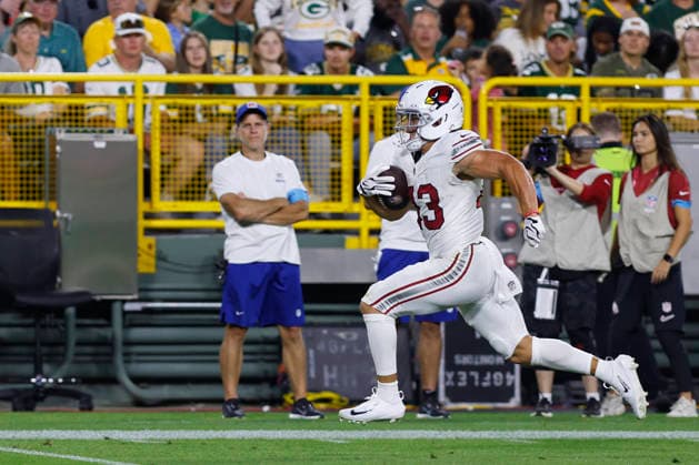 GREEN BAY, WI - AUGUST 28: Arizona Cardinals running back Evan Hull (43) runs for a touchdown during a preseason game between the Green Bay Packers and the Arizona Cardinals on August 28, 2026 at Lambeau Field, in Green Bay, WI. (Photo by Larry Radloff Icon Sportswire) NFL, American Football Herren, USA AUG 28 Cardinals at Packers EDITORIAL USE ONLY Icon202608281998