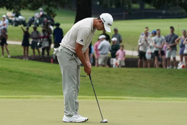 August 28, 2026, Atlanta, Georgia, USA: Collin Morikawa (USA) putts the 18th green during the second round of the 2026 TOUR Championship at East Lake Golf Club. Atlanta USA - ZUMAw109 20260828_fap_w109_068 Copyright: xDebbyxWongx