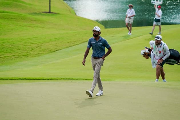 August 28, 2026, Atlanta, Georgia, USA: Akshay Bhatia (USA) approaches the 18th green during the second round of the 2026 TOUR Championship at East Lake Golf Club. Atlanta USA - ZUMAw109 20260828_fap_w109_070 Copyright: xDebbyxWongx