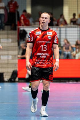 Hamm, Deutschland 28. August 2026: 2. HBL - 2026 2027 - Sp. 1 - ASV Hamm-Westfalen gegen VfL Eintracht Hagen Im Bild: Ole Machner (ASV) ist nachdenklich auf dem Spielfeld. WESTPRESS Arena Nordrhein Westfalen Copyright: xFotostandx xKruczynskix