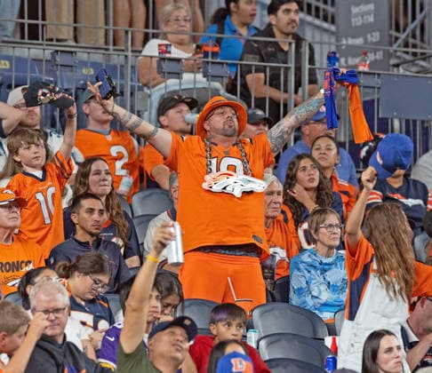August 28, 2026, Denver, Colorado, USA: A Broncos Fan celebrates the Broncos victory in the stands at the end of the game at Empower Field at Mile High Friday evening. Broncos beat the Vikings 34-6 in Pre-Season play. Credit Image: ZUMA Press Wire) Denver USA - ZUMAav4_ 20260828_zaf_av4_018 Copyright: xHectorxAcevedox