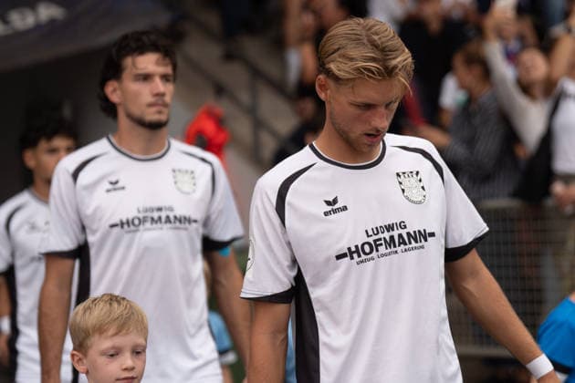 28.08.2026, xhfmx, Fussball Regionalliga Suedwest, SG Lucas Becker (FSV Frankfurt)Barockstadt Fulda-Lehnerz - FSV Frankfurt v.l. Filip Pandza (FSV Frankfurt), Phil Kemper (FSV Frankfurt) Fulda