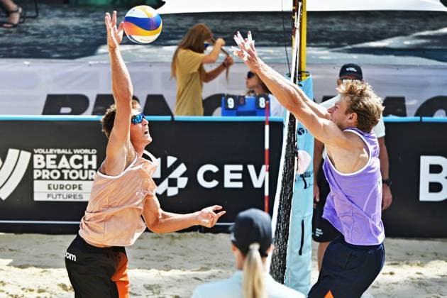 Simon Tuma from Czech Republic, left, in action during the World Beach volleyball, Beachvolleyball Pro Tour, category Futures, on August 29, 2026, in Brno, Czech Republic. (CTKxPhoto PatrikxUhlir) CTKPhotoP2026082903114  CTKPhotoP2026082903114