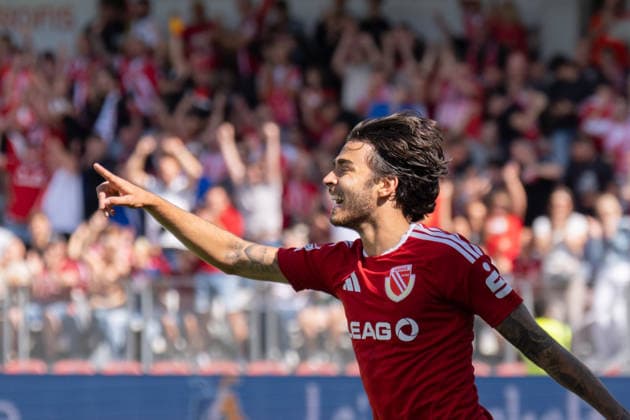 29.08.2026: Fußball: Energie Cottbus - SpVgg Greuther Fürth, 3. Spieltag der 2. Bundesliga im LEAG Energie Stadion. Torjubel Lucas Copado (Energie Cottbus, 9) nach dem 1:0 Führungstreffer für Energie Cottbus WICHTIGER HINWEIS: Gemäß den Vorgaben der DFL und des DFB ist es untersagt, in dem Stadion und oder vom Spiel angefertigte Fotoaufnahmen in Form von Sequenzbildern und oder videoähnlichen Fotostrecken zu verwerten bzw. verwerten zu lassen. *** August 29, 2026: Energie Cottbus vs. SpVgg Greuther Fürth, Matchday 3 of the 2. Bundesliga at the LEAG Energie Stadium—Lucas Copado of Energie Cottbus celebrates a goal, 9 minutes after Energie Cottbus took a 1–0 lead IMPORTANT NOTICE: In accordance with the regulations of the DFL and the DFB, it is prohibited to use or allow the use of photographs taken in the stadium and or during the game in the form of sequential images and or video-like photo series. Copyright: xJamesxZabelx