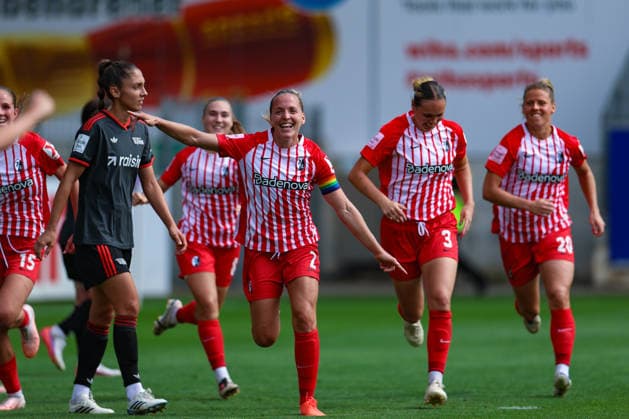 29. August 2026, Fussball, Google Pixel Frauen-Bundesliga, SC Freiburg - 1. FC Union Berlin Lisa Karl (2, SC Freiburg), Torschützin zum 1:0 für den Sportclub Photo: Urs Ottiger *** August 29, 2026, Soccer, Google Pixel Women s Bundesliga, SC Freiburg 1, FC Union Berlin 2, Lisa Karl, SC Freiburg, scorer of the 1-0 goal for SC Freiburg. Photo by Urs Ottiger